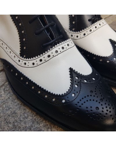 Oxford shoe Center 51  3763 Tim black and white leather