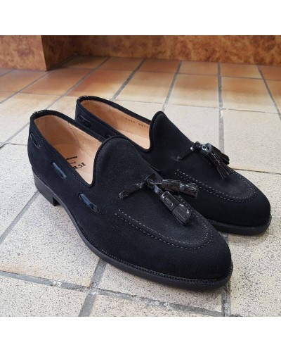 Moccasin with Pompons Center 51 3136 Will black suede with black varnished leather tassels