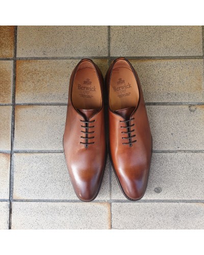 Oxford shoe Berwick 2585 brown leather