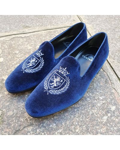 Moccasin embroidered slippers sleepers Center 51 crown blue navy velvelt