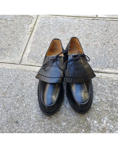 Derby shoe Center 51 8172 Bob black leather with tassels