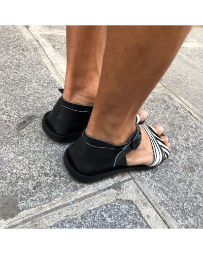 Sandals Zeus 1825 black leather and calf-hair zebra finish