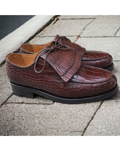 Derby John Mendson 8172 Bob cuir façon croco marron avec frange