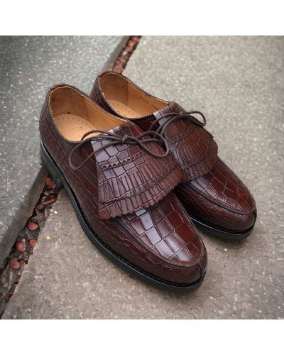 Derby John Mendson 8172 Bob cuir façon croco marron avec frange