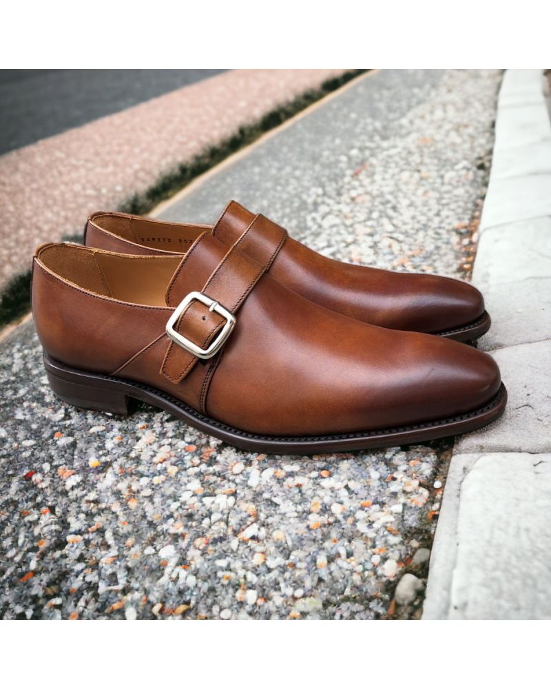 Chaussures à boucles pour homme : élégance intemporelle