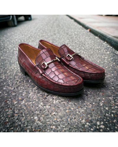 Moccasin shoe Berwick 5285 burgundy leather crocodile print finish