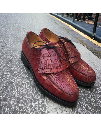 Derby shoe Center 51 8172 Bob burgundy leather croco print finish with tassels