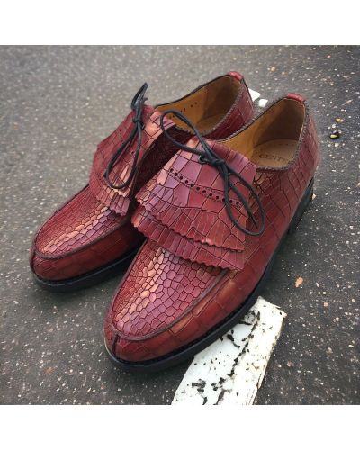 Derby shoe Center 51 8172 Bob burgundy leather croco print finish with tassels