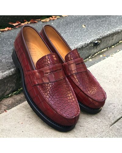 Mocassin John Mendson 14407 cuir façon croco bordeaux