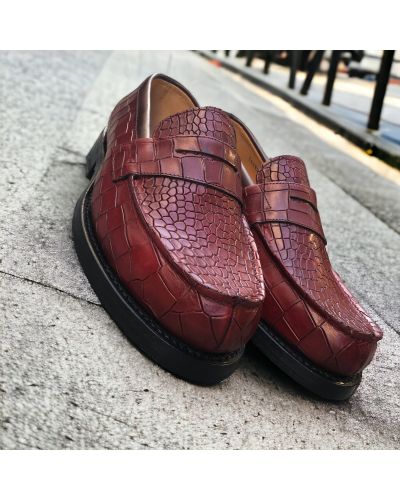 Mocassin John Mendson 14407 cuir façon croco bordeaux