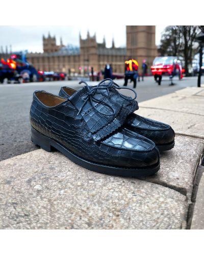 Derby shoe John Mendson 8172 Bob black leather croco print finish with tassels