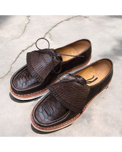 Derby Center 51 14712 cuir façon python marron avec frange