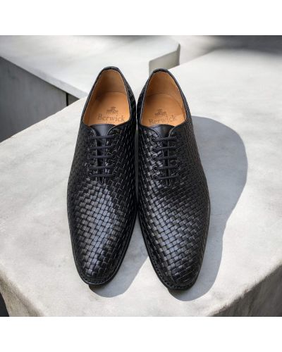 Woven Oxford shoe Berwick 2585 black leather