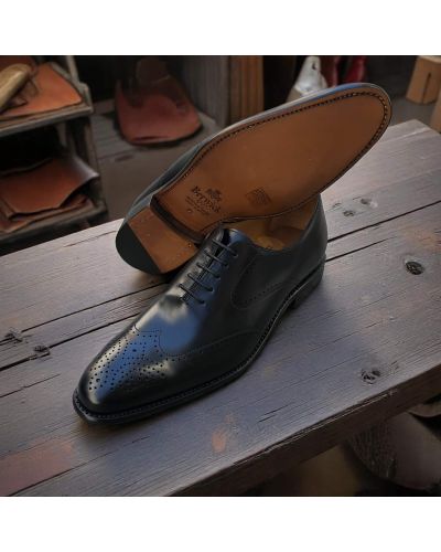 Oxford shoe Berwick 3811 black leather