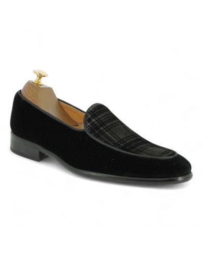 Moccasin Slippers Tartan pattern Center 51 Bordon black and taupe velvet