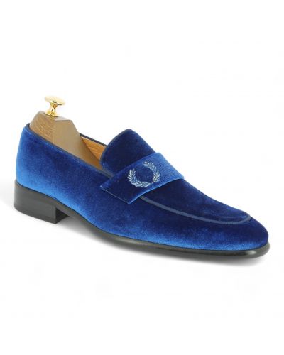 Moccasin embroidered golden laurel wreath Center 51 Caesar blue navy velvet