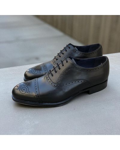 Richelieu à bout droit perforé James FitzJames E580 cuir noir