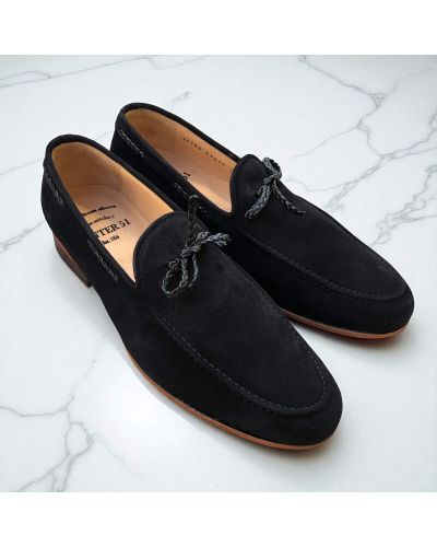 Moccasin Center 51 14778 black suede with a black braided leather lace