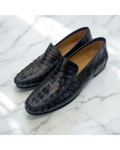 Moccasin Mezlan 7452 genuine black crocodile