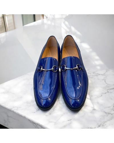 Mocassin Center 51 sphynx cuir vernis bleu marine