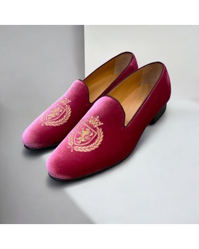 Moccasin embroidered laurel crown and lion slippers Center 51 Crown pink velvet