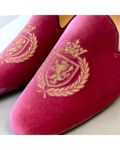 Moccasin embroidered laurel crown and lion slippers Center 51 Crown pink velvet