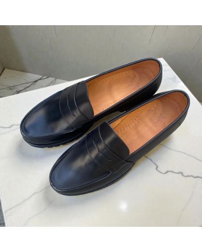 Mocassin John Mendson 15100 semelle gomme commando cuir noir