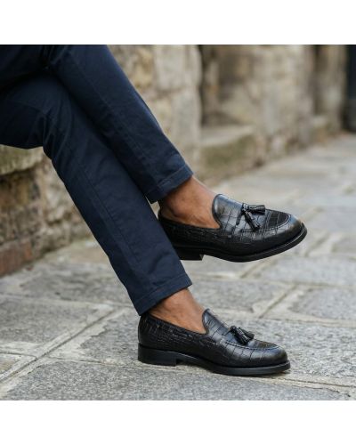 Mocassin à pompons John Mendson 14305 cuir façon croco noir