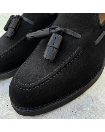 Mocassin à pompons John Mendson 14305 daim noir