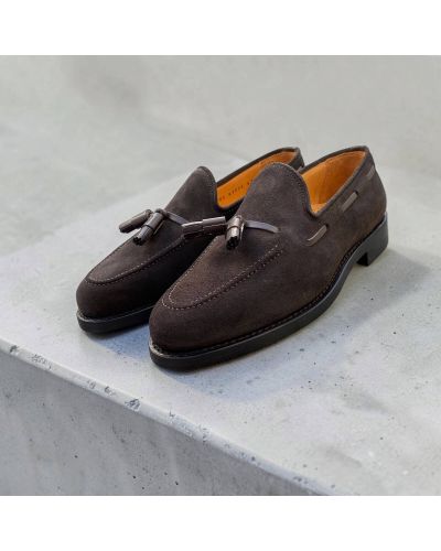 Mocassin à pompons John Mendson 14305 daim marron